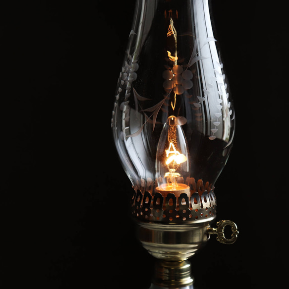 USAヴィンテージオイルランプスタイルテーブルライト｜エッチンググラスチムニーアンティーク卓上照明◆アンティークランプ 12枚目の画像