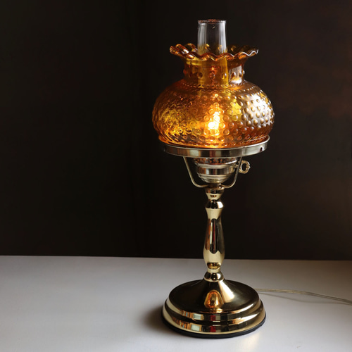 USAヴィンテージホブネイルアンバーガラスシェードテーブルライト