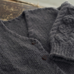溫暖的100%羊毛♡手工編織馬海毛針織開襟衫 (22w-12) 灰色 第18張的照片