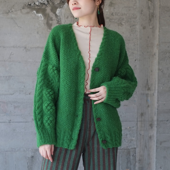 溫暖的100%羊毛♡手工編織馬海毛針織開襟衫 (22w-12) 綠色 第2張的照片