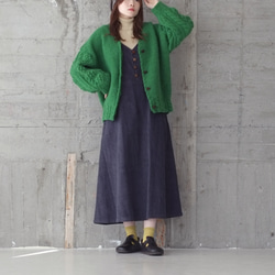 溫暖的100%羊毛♡手工編織馬海毛針織開襟衫 (22w-12) 綠色 第11張的照片
