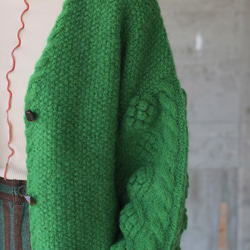 溫暖的100%羊毛♡手工編織馬海毛針織開襟衫 (22w-12) 綠色 第15張的照片