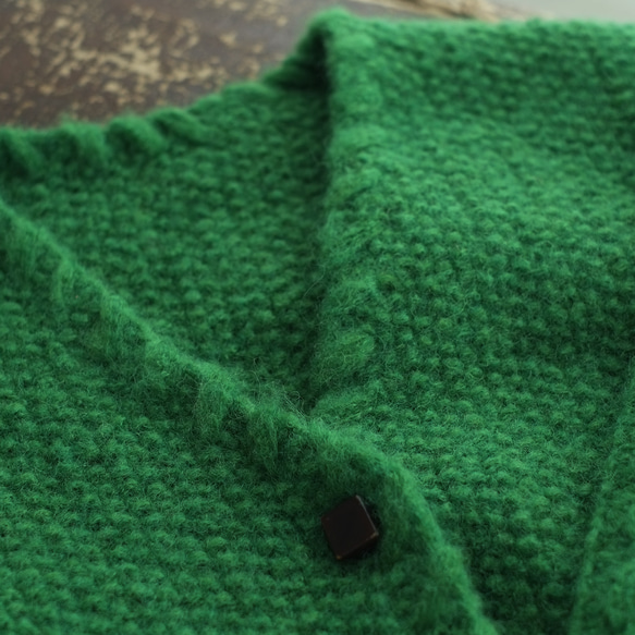 溫暖的100%羊毛♡手工編織馬海毛針織開襟衫 (22w-12) 綠色 第16張的照片