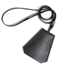 Clochette necklace / レザークロシェット ブラック 平紐