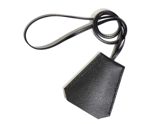 クロエ　グッチ　ネックストラップ　レザーネックレス　クロシェット Clochette necklace / レザークロシェット ブラック 平紐