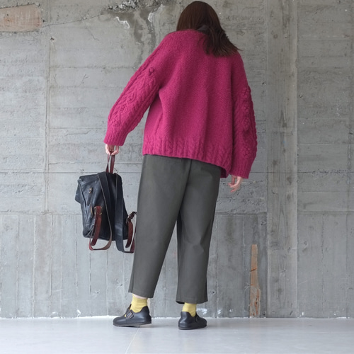 ソ*ラ様 FR2 梅 2024 秋冬 新作 ピンク ニット オーバーサイズ ソ*ラ様 FR2 梅 2024 秋冬 新作 ピンク ニット オーバーサイズ - メルカリ