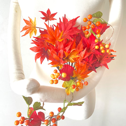 オータムブーケ　秋のブーケ　紅葉の扇子ブーケ　扇子プロップス　フォトプロップス　和装前撮り　前撮り　ウェディングブーケ 1枚目の画像