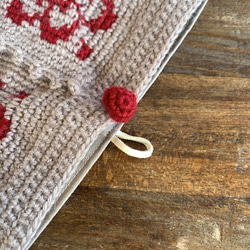 壁掛け　かぎ針編みのあみ込みティッシュケース　ティッシュカバー　かぎ針　毛糸　ウール　花　壁掛け　編み物 5枚目の画像