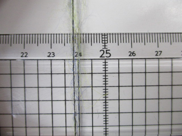 キッドモヘア68％　メランジ染モスグリーン120g　R7 3枚目の画像