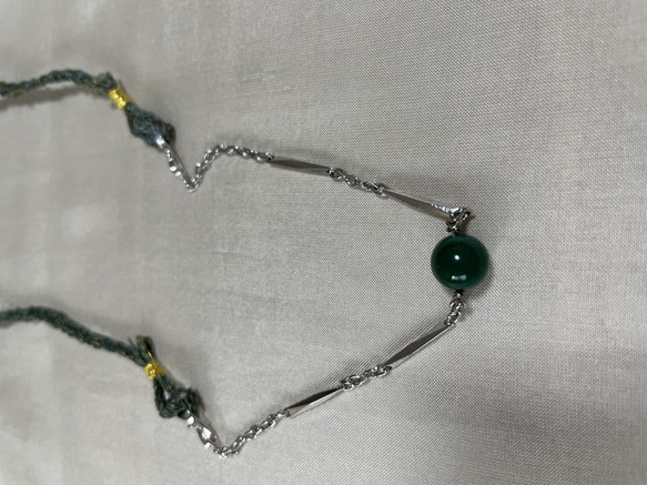 羽織紐の首飾り・深緑色のガラス玉 2枚目の画像