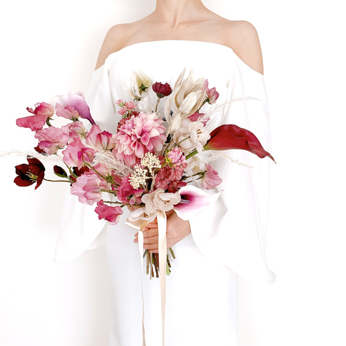 ダリアとスイートピーのアンティークカラーブーケ ブートニア ダリア