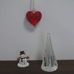 【Creema限定】ガラスのクリスマスツリーとハートのオーナメント 2枚目の画像