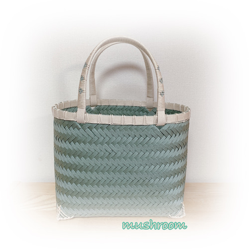 ⭐︎クラフトバンドで編んだ斜め網代編みの市場かご かごバッグ