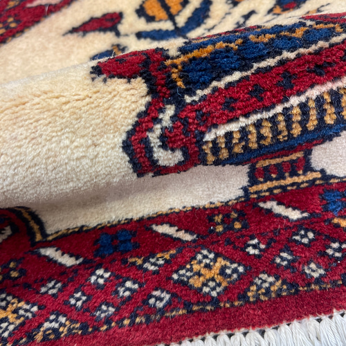 約30cm角パキスタン手織り絨毯 ミニラグ ディスプレイにも