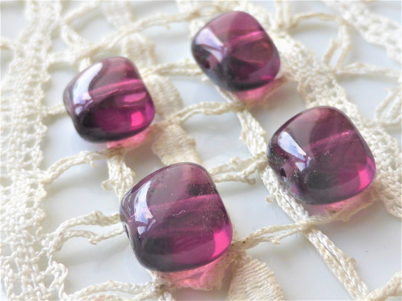 ナゲット　紫　チェコビーズCzech Glass Beads4個 2枚目の画像