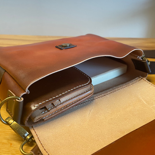 カラーリクエスト可】本革のショルダーバッグ/バイカラー/セミオーダー