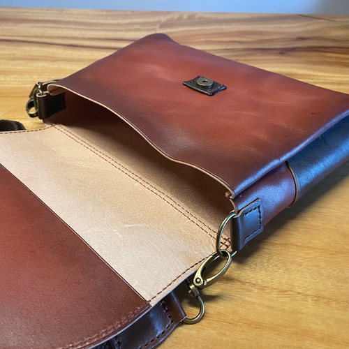 カラーリクエスト可】本革のショルダーバッグ/バイカラー/セミオーダー