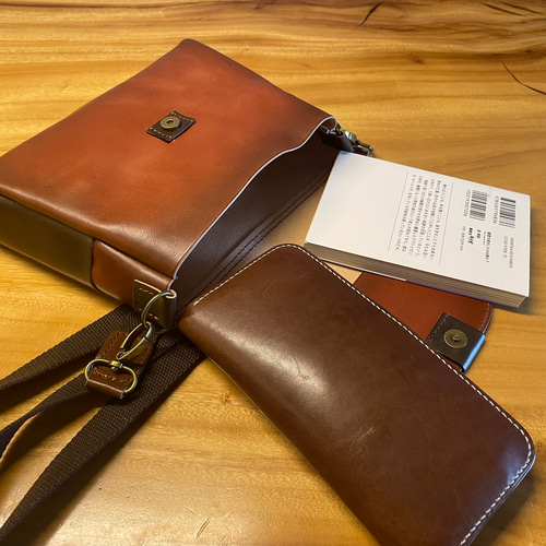 カラーリクエスト可】本革のショルダーバッグ/バイカラー/セミオーダー