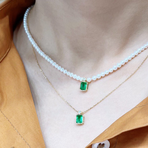 受注制作「SIMPLE」K18 天然エメラルド ダイヤモンド 5月誕生石