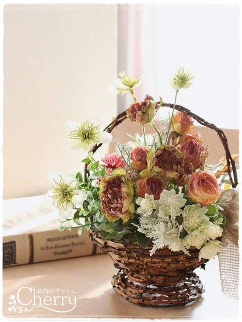 【癒やし系】ドライフラワー風ナチュラルバスケットアレンジ。「Creema限定」