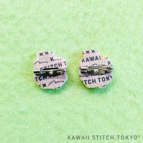 りんごMサイズ【ブローチ】バッチ バッジ 果物 リンゴ フルーツ 刺繍