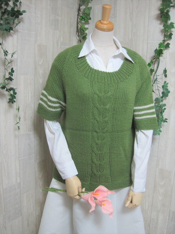 ウール100％　手編みで高品質の半袖セーター　S069 1枚目の画像
