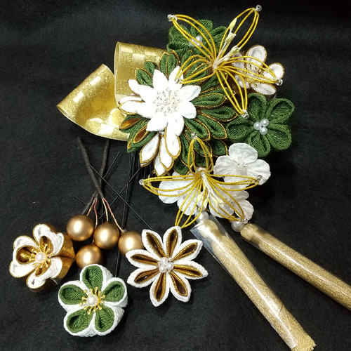 ちりめん髪飾り セット 鶴 水引き 白×ゴールド ハンドメイド つまみ細工 SOUBIEN 成人式 髪飾り 水引 つまみ細工 振袖 卒業式 袴 3点セット 桜