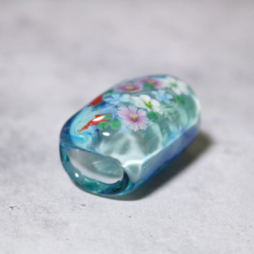 帯留め  ガラス工芸家の創作した一点物 トンボ玉　ｙ1828-450 帯留め ガラス 翠嵐工房 とんぼ玉| きもの館 創美苑