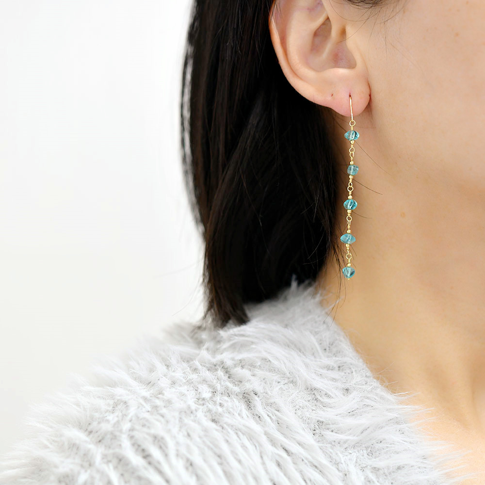 絆を強める・繋げる  アパタイト のピアス