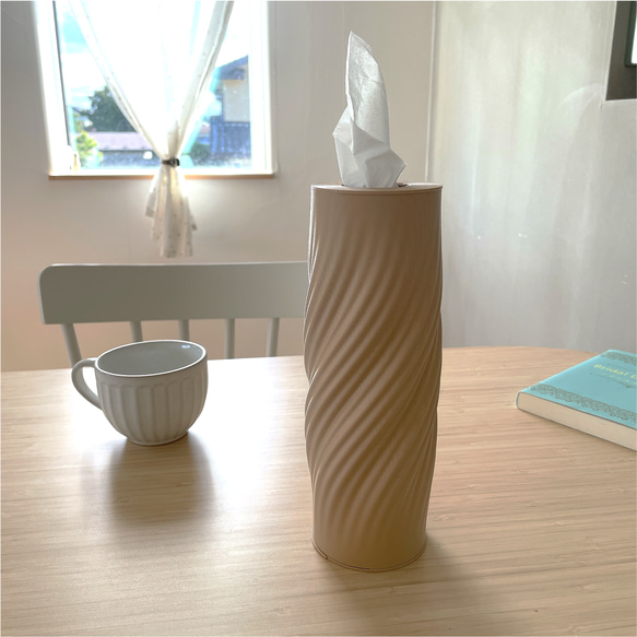 ティッシュケース & ペットボトル花瓶 / HINERI / 3Dプリンター 1枚目の画像