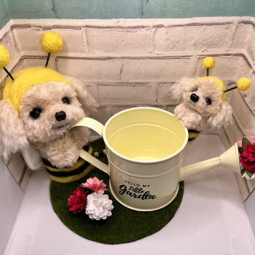 ⭐︎トイプードル 蜂バージョン♪ 小物 フェイクグリーン入れ 羊毛 