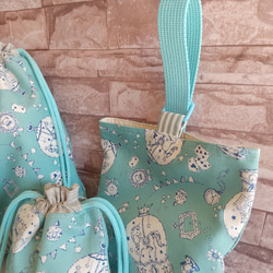 再販入学入園グッズ　色んなサイズ取り揃え(スノードーム夢見るサックスブルー)裏付き☆巾着タイプ☆シューズケース 2枚目の画像