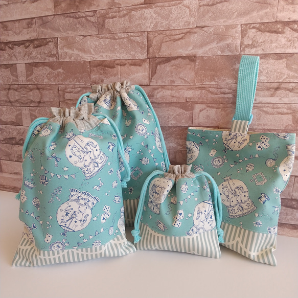 再販入学入園グッズ　色んなサイズ取り揃え(スノードーム夢見るサックスブルー)裏付き☆巾着タイプ☆シューズケース 1枚目の画像