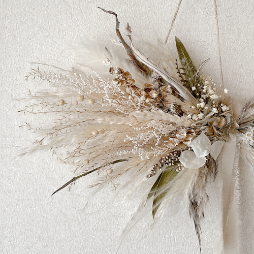 ホワイトが好きな方に】whiteのパンパスグラス横長スワッグ