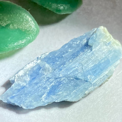 ファントム✨パキスタン産 レインボー フローライト 蛍石 ラフストーン