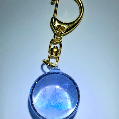 情景レジン-雪地の木（過去作）キーホルダー 冬/プレゼント/雲