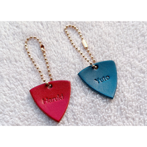 栃木レザー＊打刻印 ピック型キーホルダー 革 席札 プチギフト