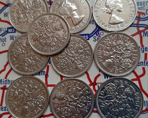 100コインセット 1964年 アンティーク イギリス ラッキー6ペンス 美品