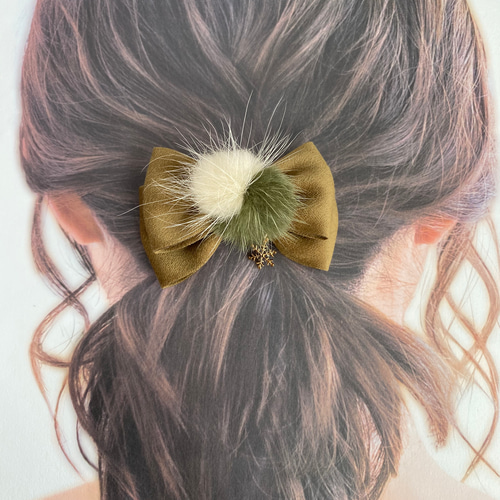 リボンヘアゴム♡スエードリボンカーキ×ミンクファー♡ハンドメイド