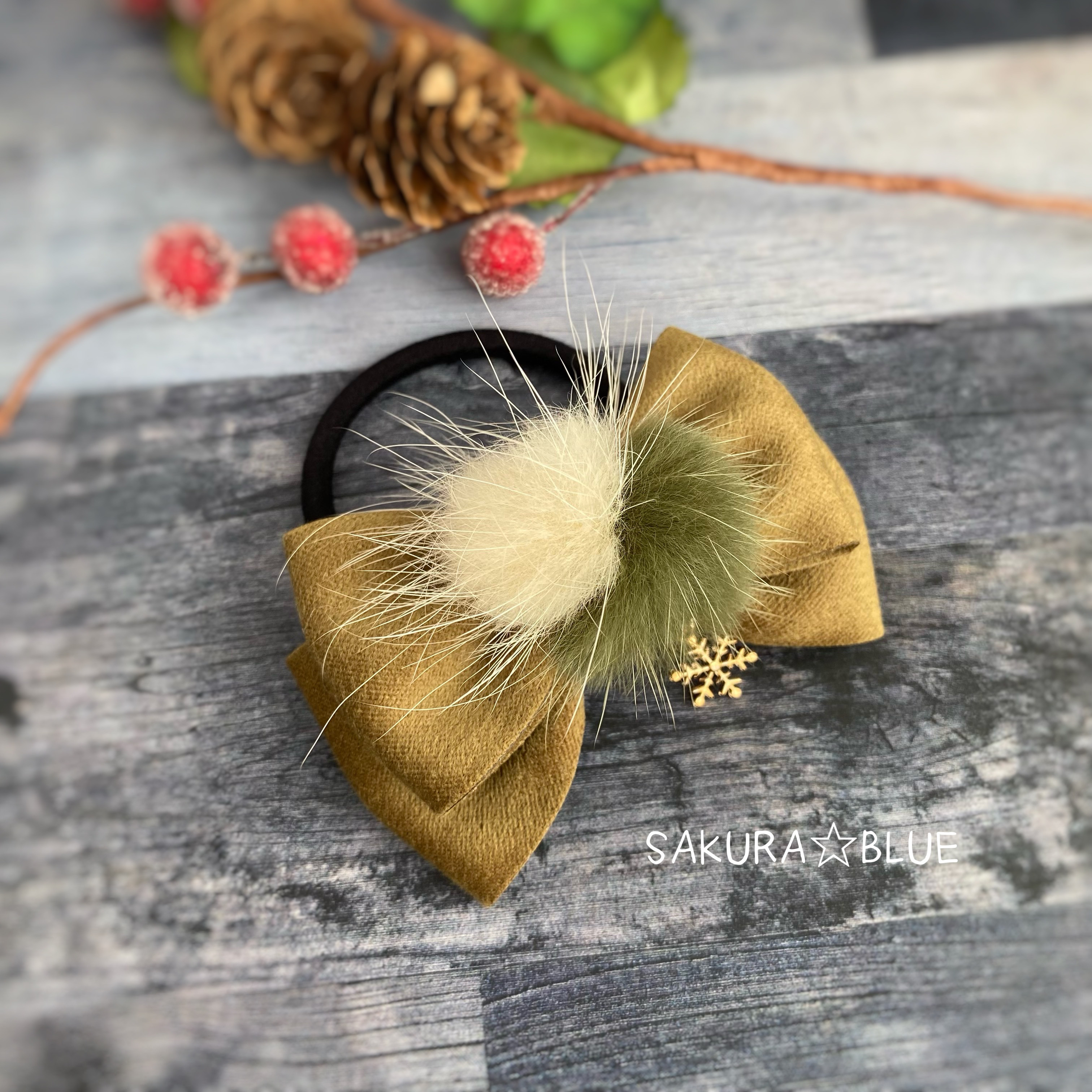 リボン　ヘアゴム♡スエードリボンカーキ×ミンクファー♡ハンドメイド