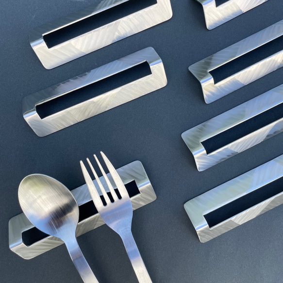 花鳥風月・箸枕　3つ置き用　  ～ Cutlery rest made of stainless steel～ 3枚目の画像