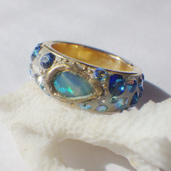 Gland Blue Opal Ring 蛋白石和施華洛世奇粘土戒指 ☆ 金框 B 第10張的照片