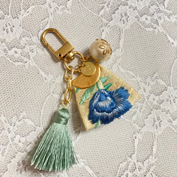 インド刺繍 リボンタッセル チャーム キーホルダー キーチャーム