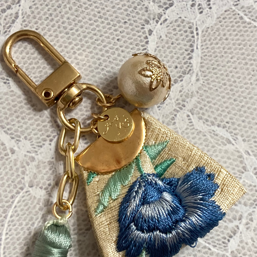 インド刺繍 リボンタッセル チャーム キーホルダー キーチャーム