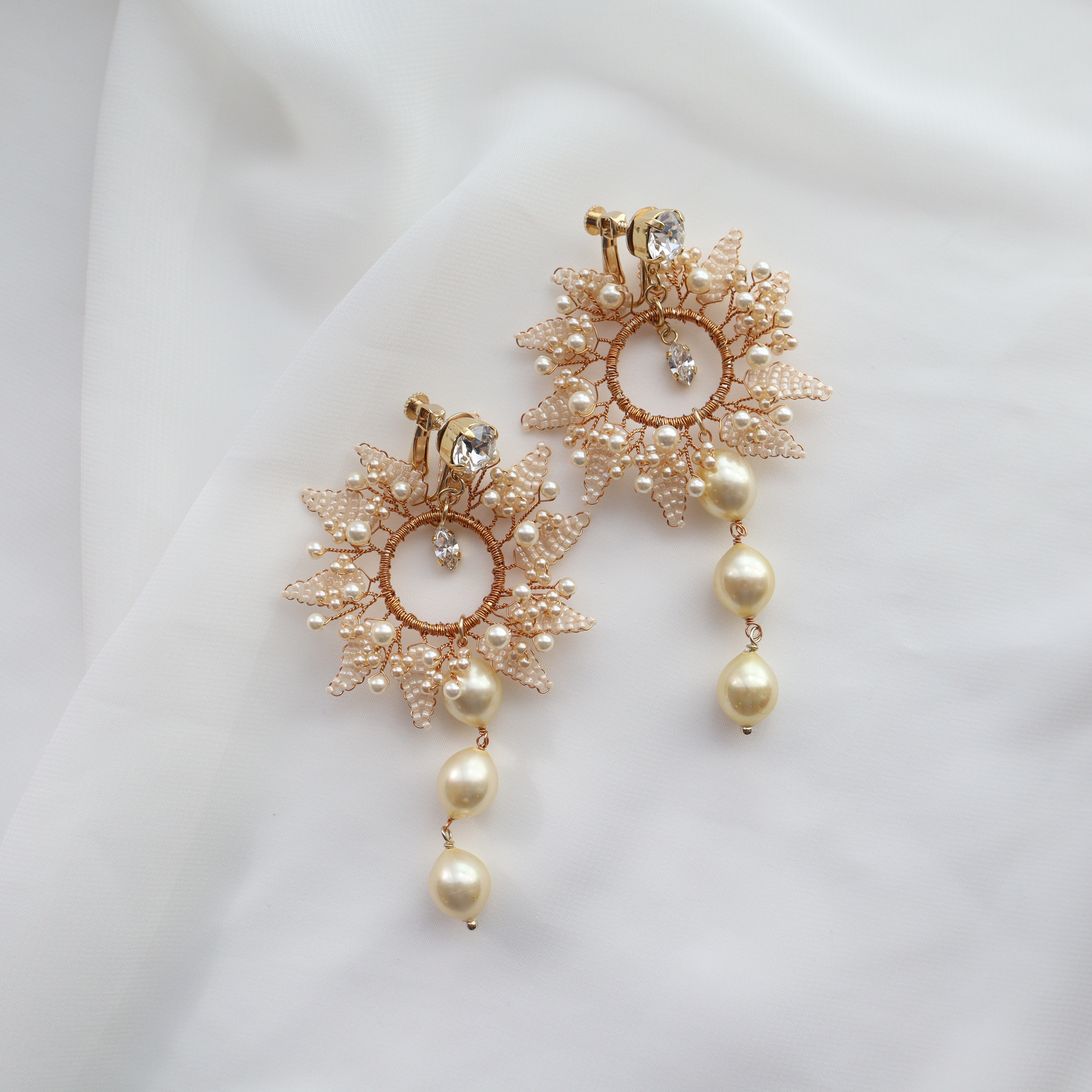 大ぶりピアス 小枝ピアス ヴィンテージパール 前撮りピアス 結婚式アクセサリー/Botanical wreathピアス