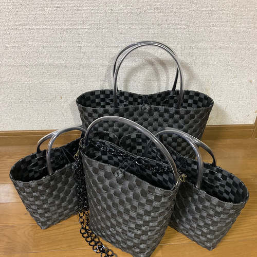 3日以内発送】【S＋サイズ】花柄ブラック×桜ピンク 2WAYプラカゴ