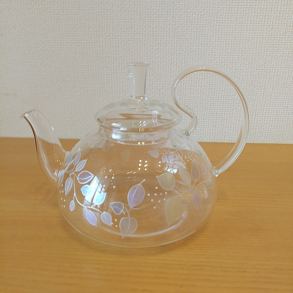 再販/ガラス食器／北欧風柄（カラフルリーフ）のティーポット