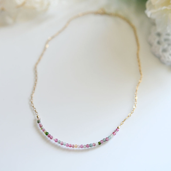 マイナスイオンパワーで健康をもたらす colorful トルマリンのデザインチェーンネックレス 10月誕生石 3枚目の画像
