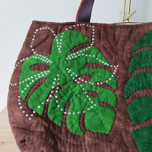 ハワイアンキルト】☆送料込み☆モンステラとキラキラプルメリアの