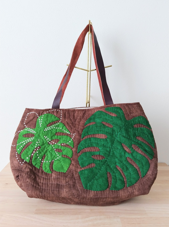 ハワイアンキルト】☆送料込み☆モンステラとキラキラプルメリアの